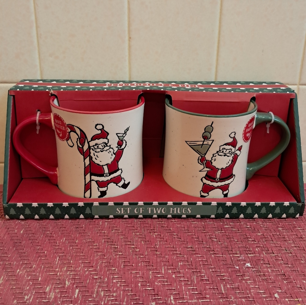 Festive Santa Claus Mug Set